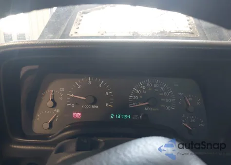 2000 Jeep Cherokee Sport из США, поврежденный, VIN 1J4FF48S8YL136810